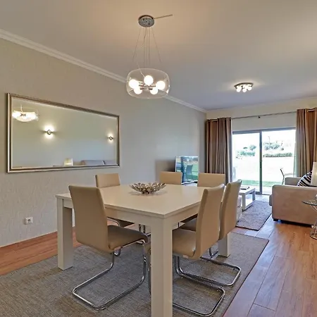 Paradise With Pool By Homing Apartament